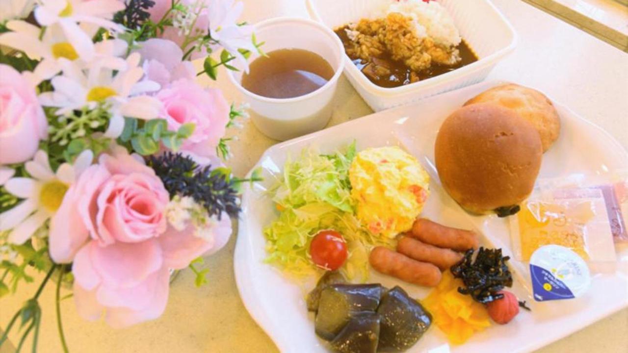 Toyoko Inn Osaka Itami Airport Toyonaka Ngoại thất bức ảnh