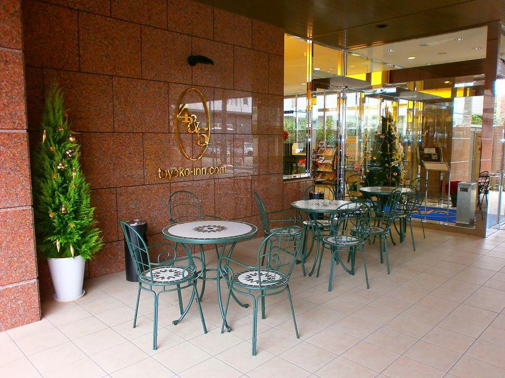 Toyoko Inn Osaka Itami Airport Toyonaka Ngoại thất bức ảnh